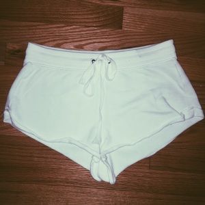 aerie fleece shorts - white